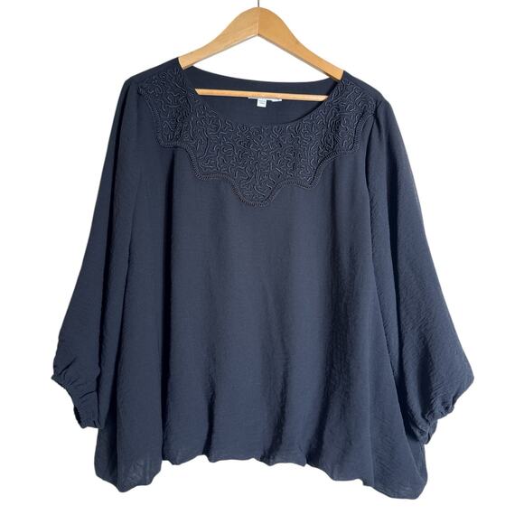 Chico's Women's Embroidered Relaxed Fit Pullover Top Boxy Office Size 18 Black - Picture 1 of 7